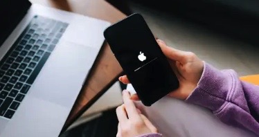 You Should Update Your Apple Devices Right Now